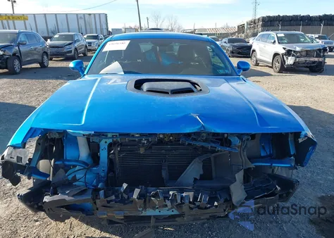 2016 Dodge Challenger 392 Hemi Scat Pack Shaker from USA, damaged, VIN 2C3CDZFJ6GH263643